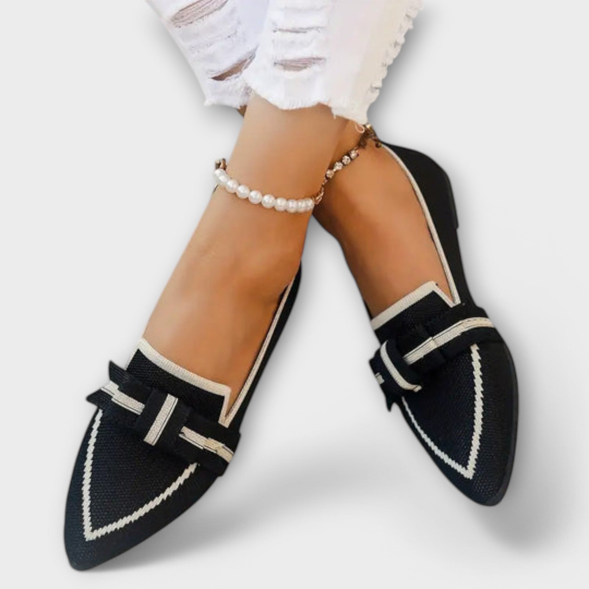 Zavina – Flat Women’s Shoes with Knotted Design
