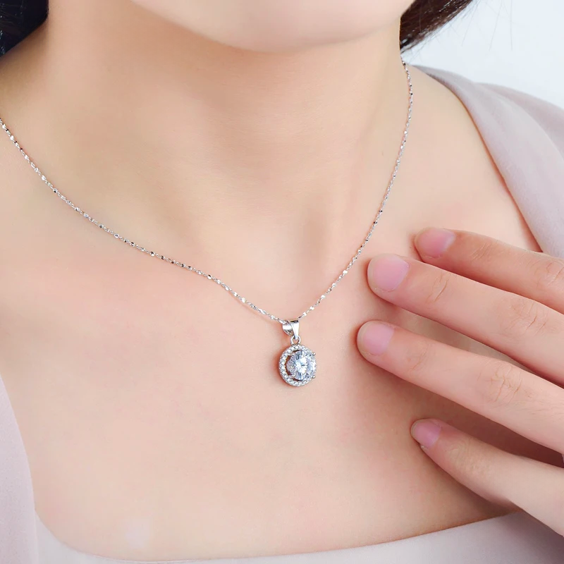 Alicia Round Necklace