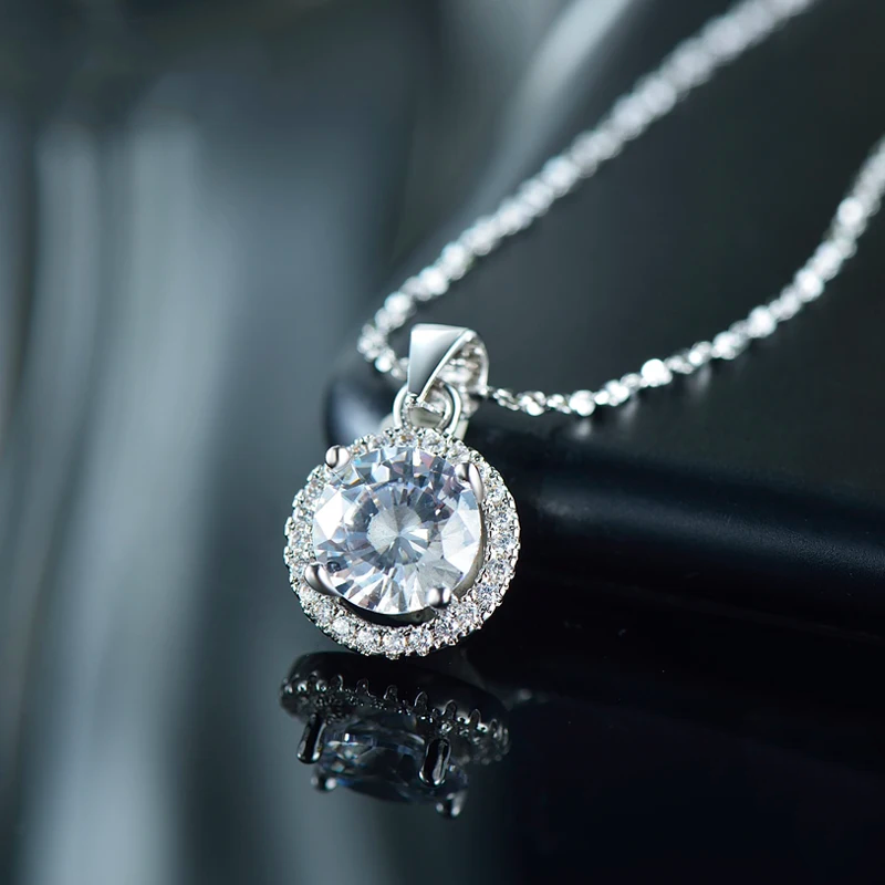 Alicia Round Necklace