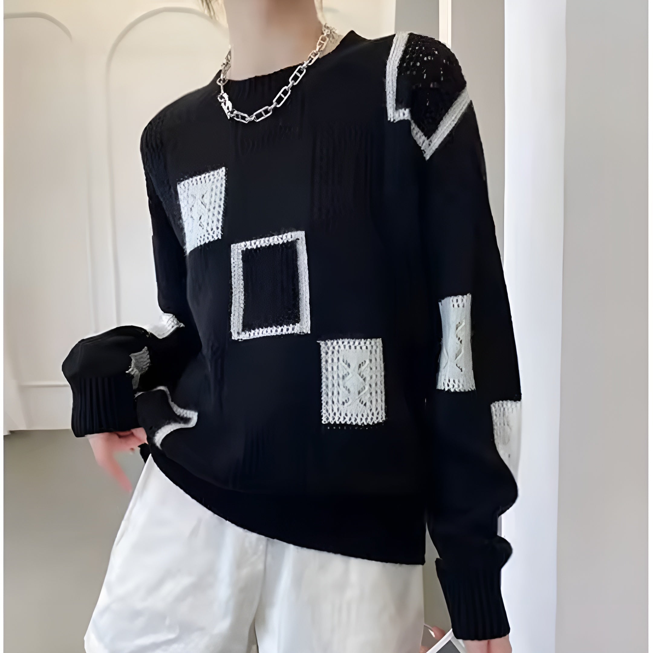 ALIDA | Unique and elegant feminine sweater