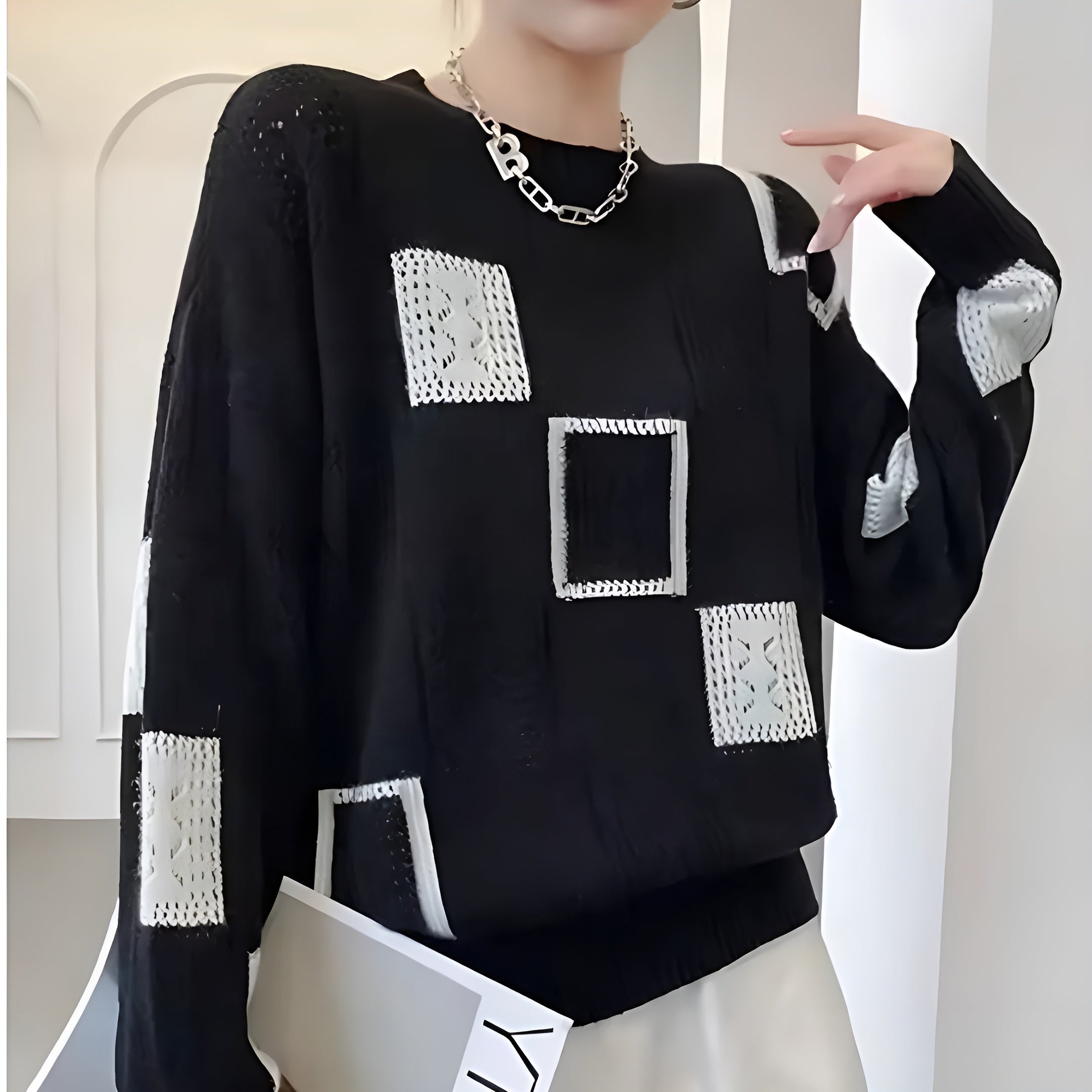 ALIDA | Unique and elegant feminine sweater