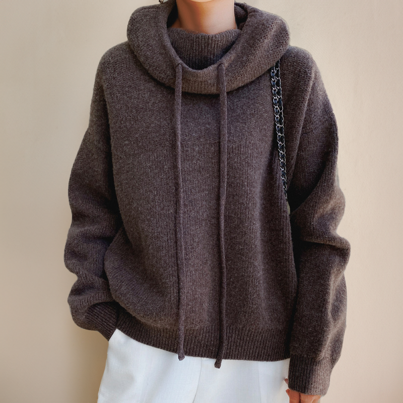 Caitlin | Cozy Turtleneck