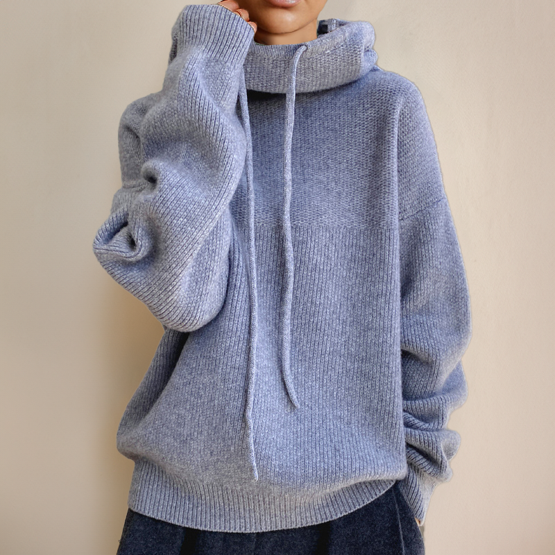 Caitlin | Cozy Turtleneck