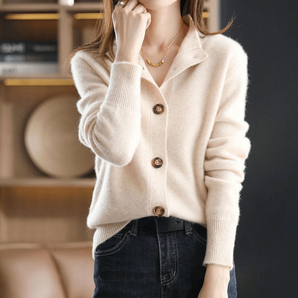 Alice® | Elegant Luxe Buttoned Cardigan