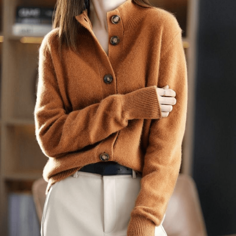Alice® | Elegant Luxe Buttoned Cardigan