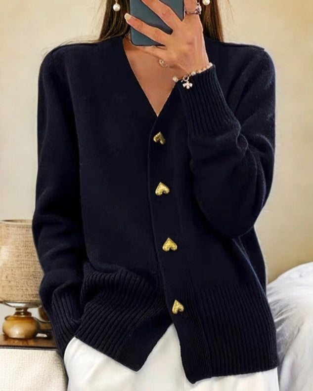 ADELE | Soft Sweater with Heart-Shaped Buttons