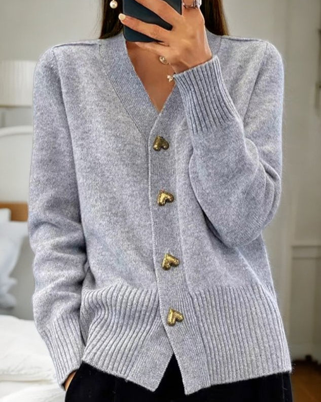 ADELE | Soft Sweater with Heart-Shaped Buttons